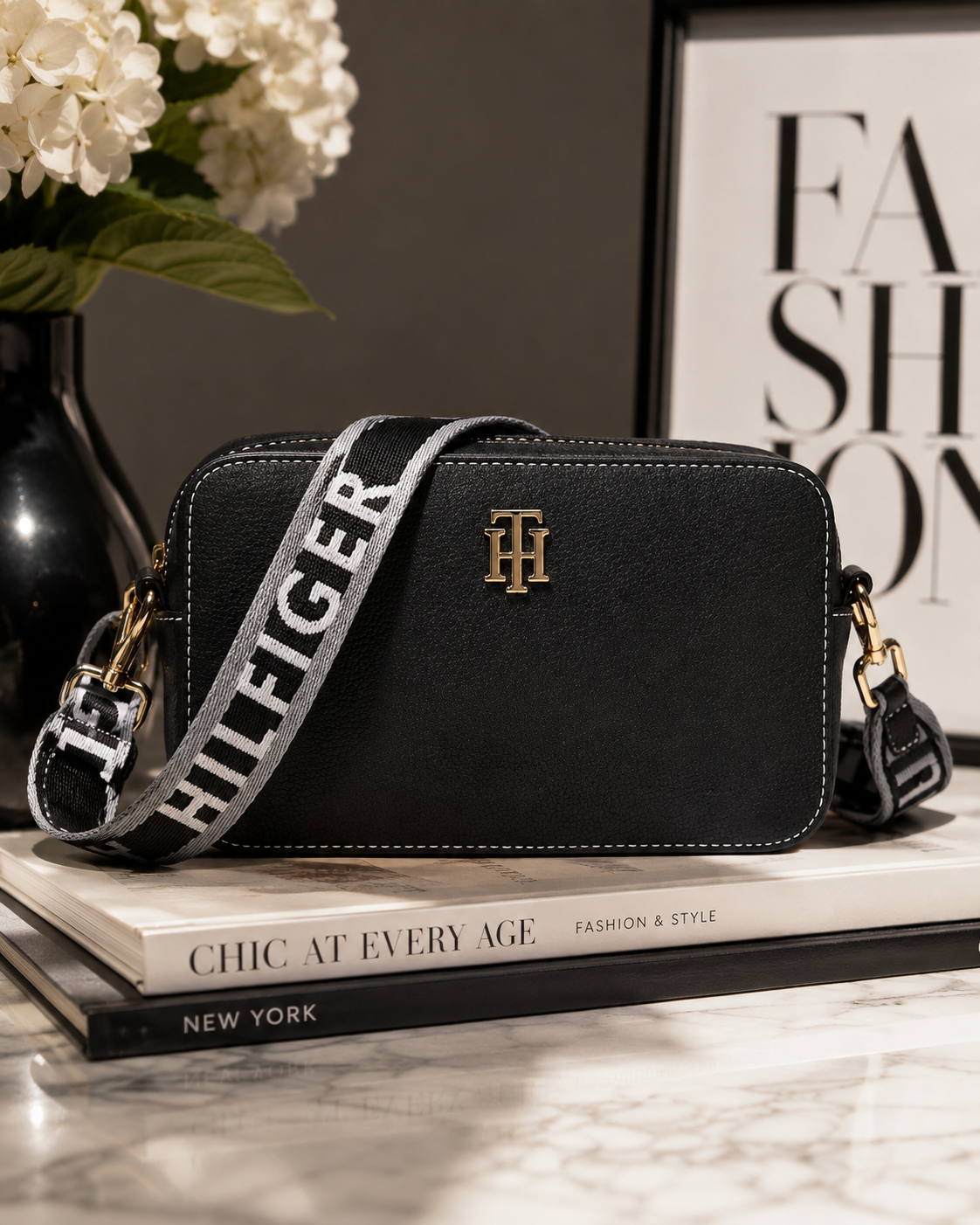 Tommy Hilfiger Tatiana – Bandolera para Cámara Gina II