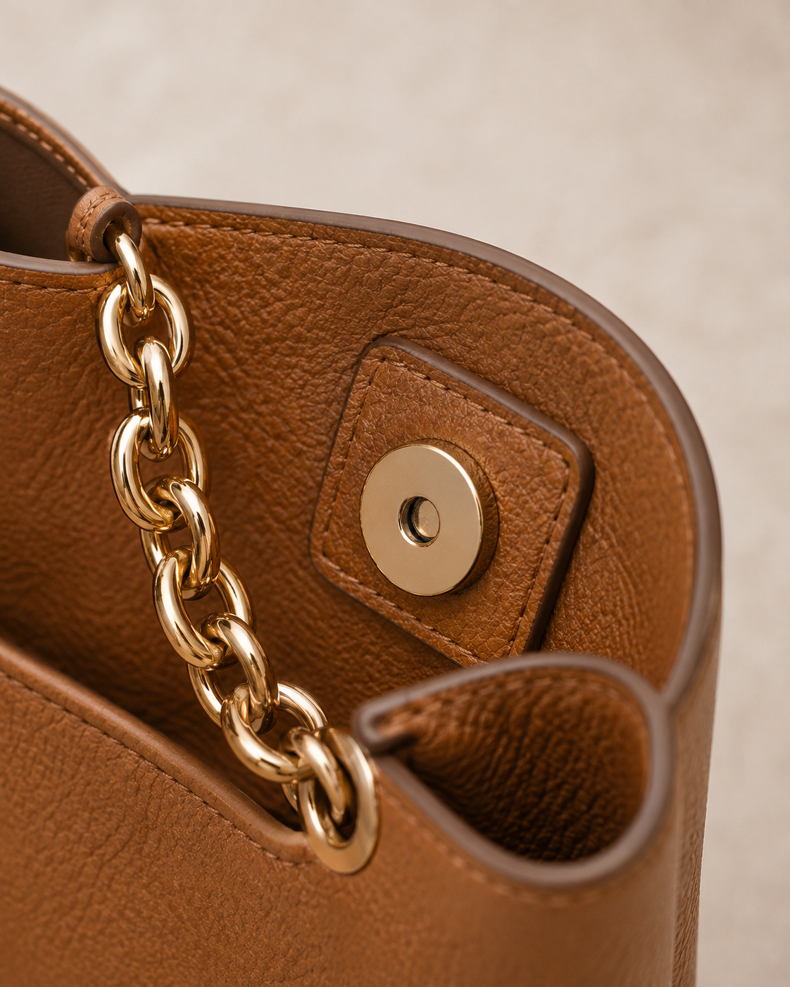 Calvin Klein Elena – Bolso Tote con Cadena 100% Original