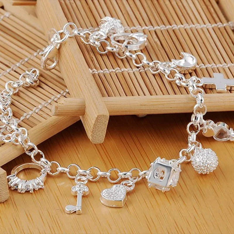 Pulsera de Plata 925 con Charms Colgantes — Joyería Fina para Mujer