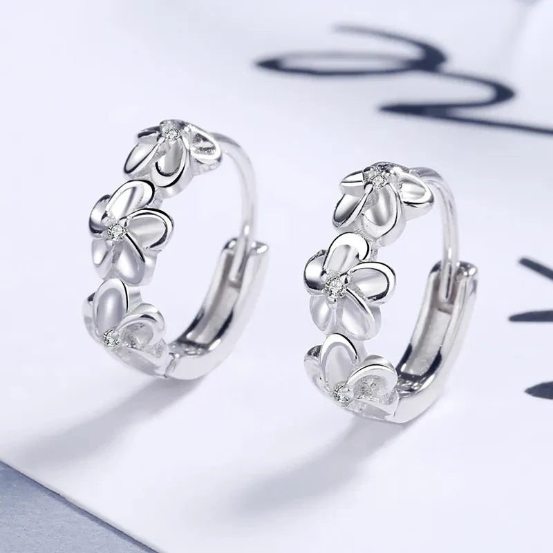 Aretes de Aro con Flor y Circón Plata 925