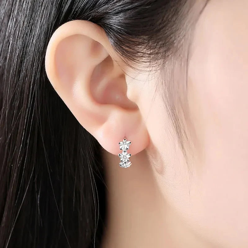 Aretes de Aro con Flor y Circón Plata 925